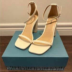 Pashion Footwear Cream Block Heel Sandals